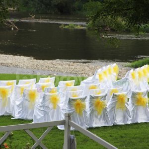 Venkovní svatební obřad - romantický hotel